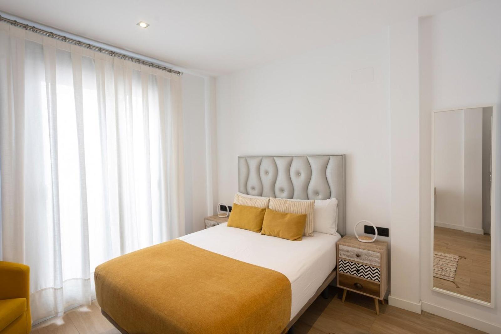 Private & Pool Goyeneta Sevilla Urban Apartment מראה חיצוני תמונה