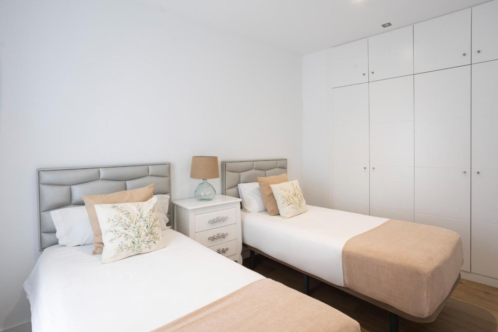 Private & Pool Goyeneta Sevilla Urban Apartment מראה חיצוני תמונה